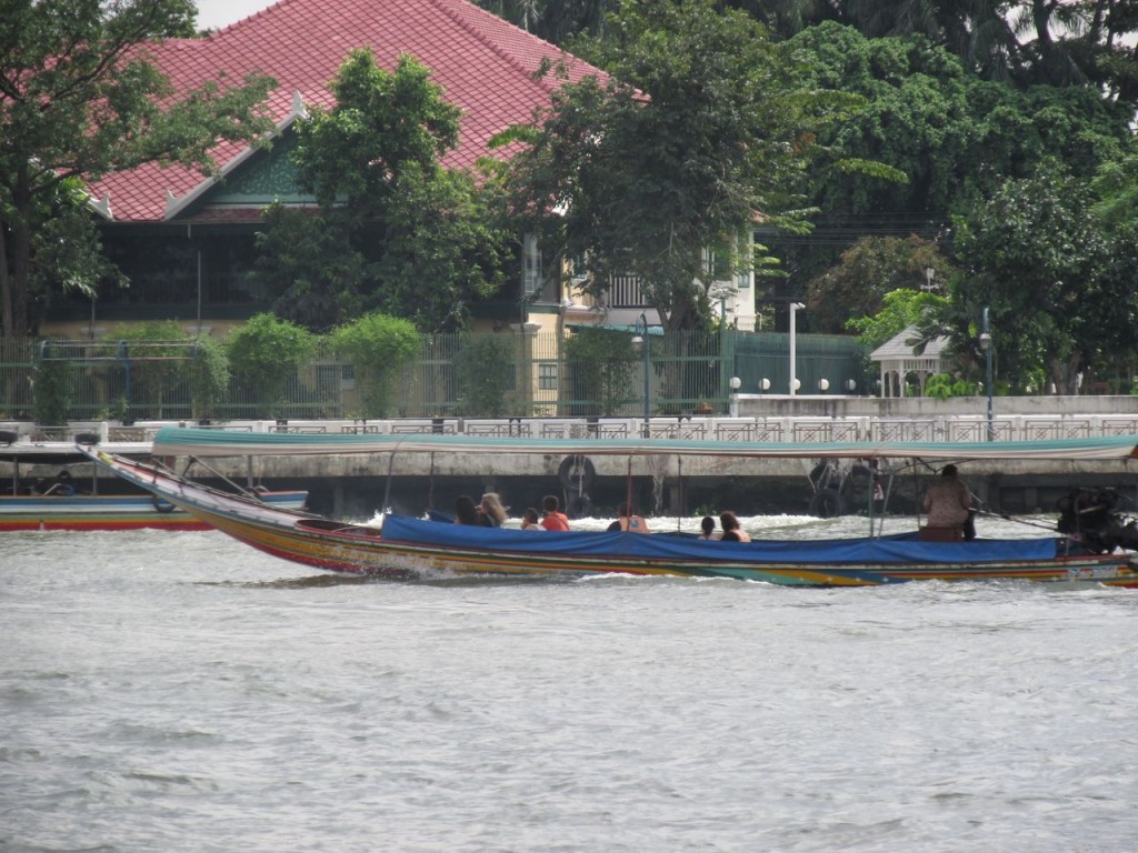 Les Long Boats