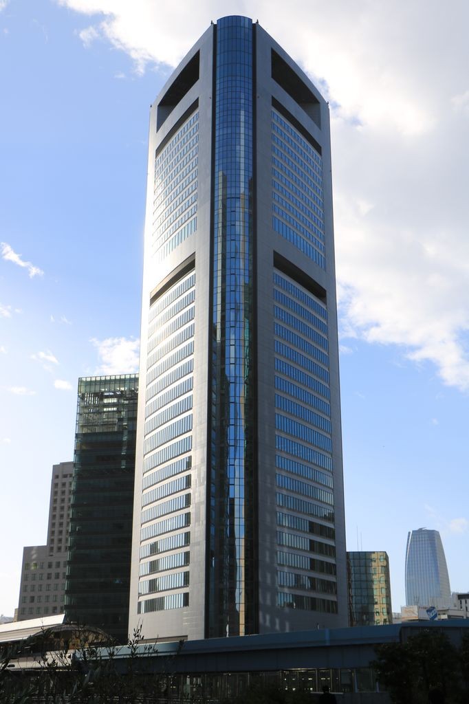 Un building ...