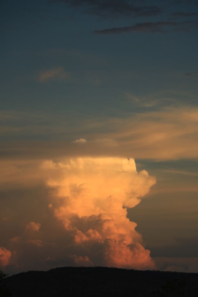 Une éruption de nuages