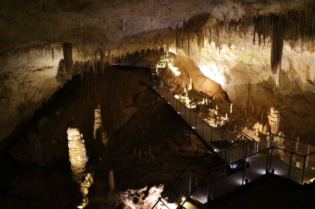 Jewel Cave