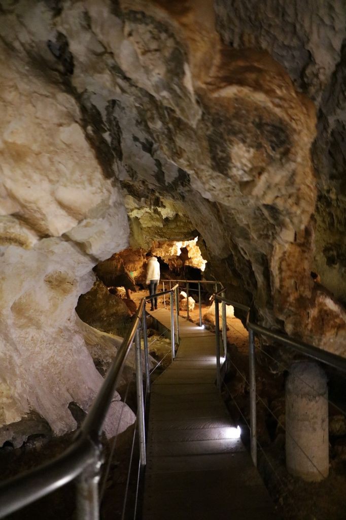 Jewel Cave