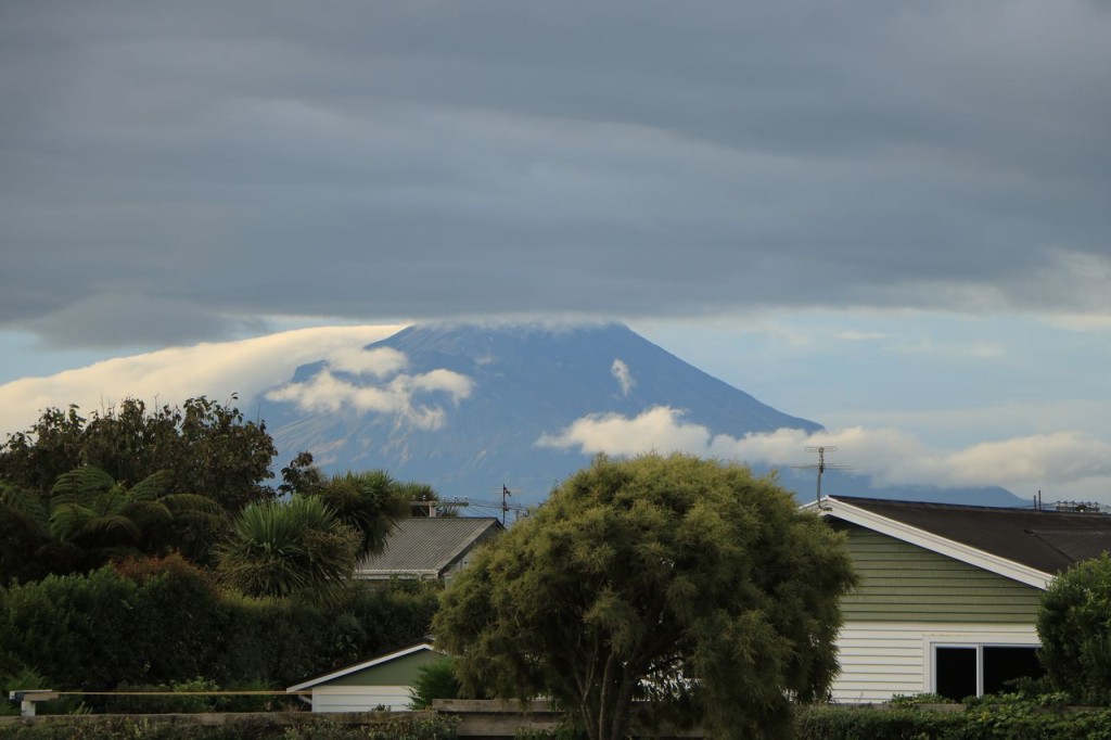 Caché dans les nuages