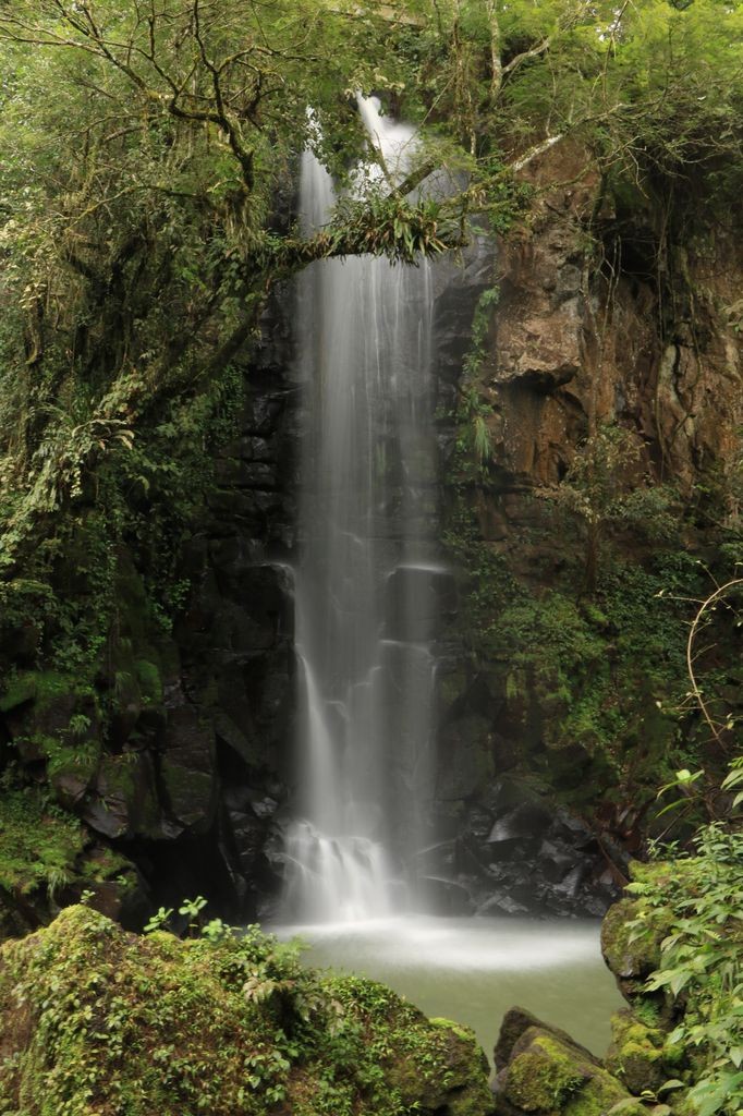 Cascade isolée